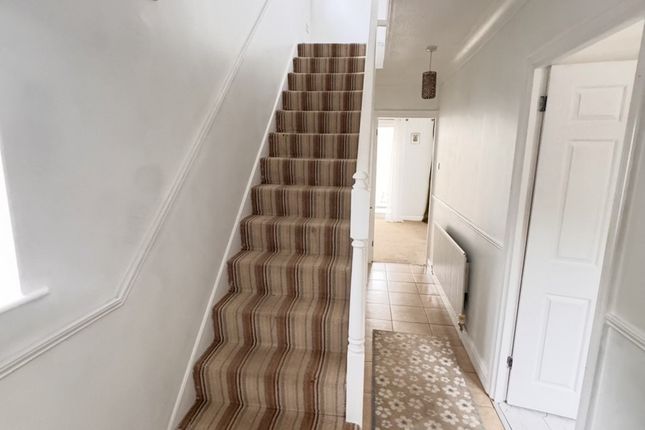 Rayner Way, Halstead photo 3