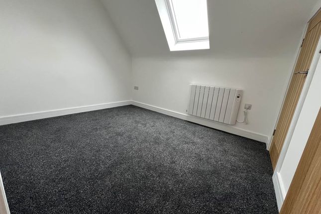 Flat to rent in Imber Road, Warminster, Wlitshire