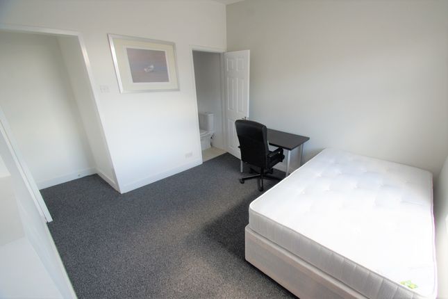 Thumbnail Flat to rent in Clay Lane, Coventry