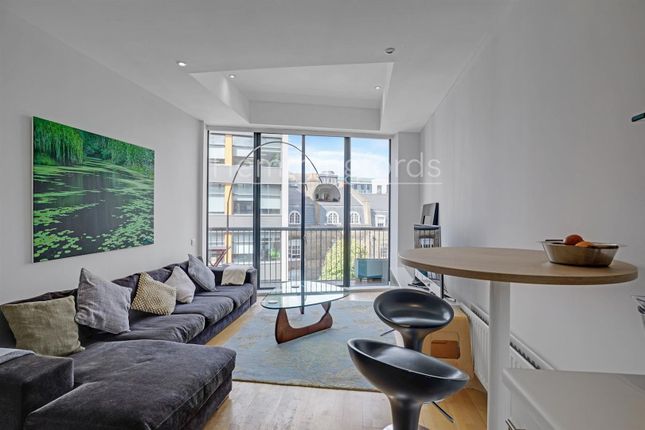 09-859784168-Hmf-Jj-Spectrum House-9-Medium.Jpg