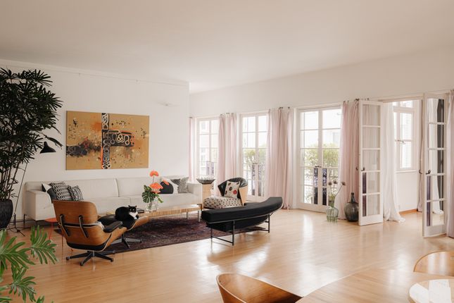 Town house for sale in Herengracht 119 II, Netherlands