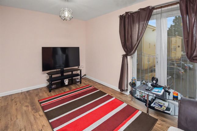 40, Langdale Grove, Corby photo 3