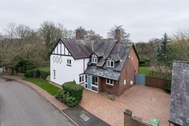 5-bed house on 1 Sandlebridge Rise, Alderley Edge, £989,950