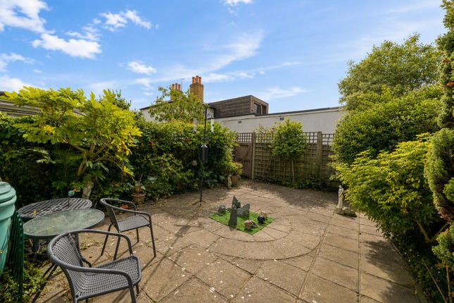 3, Park Mews, 35, Park Road, Chislehurst photo 2