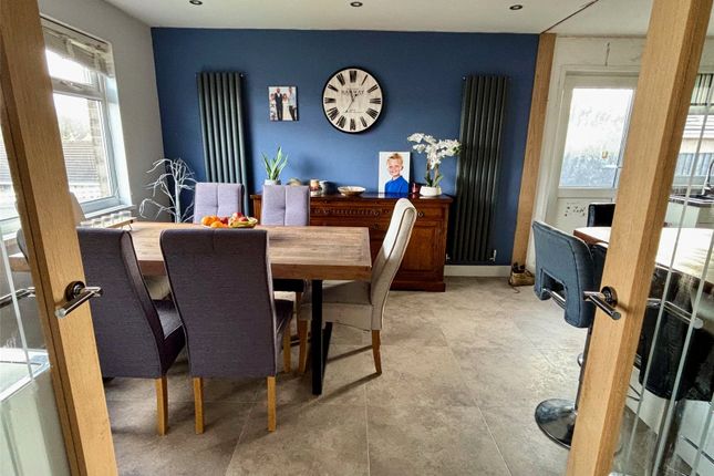 7, Skomer Drive, Pembrokeshire photo 3