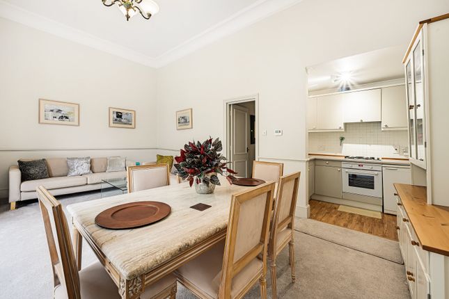 Alexa Court, Kensington photo 3