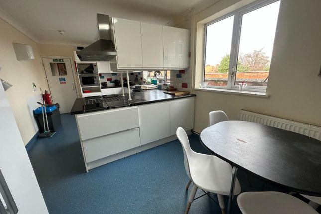 End terrace house for sale in Murray Road, Rugby