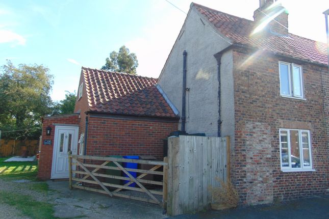 2 Bed Cottage To Rent In Spetch Cottages Withernwick Hull Hu11