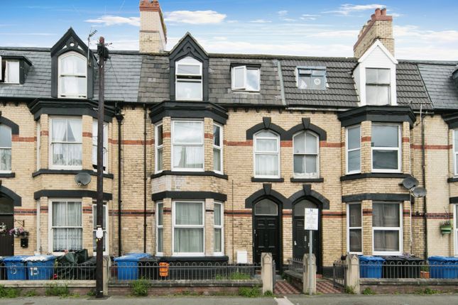 Thumbnail Flat to rent in Brighton Road, Rhyl, Denbighshire