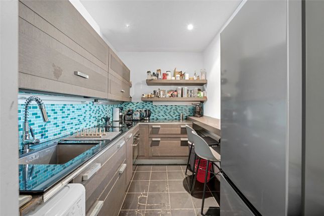 315 Clive Court,, Maida Vale, London photo 3