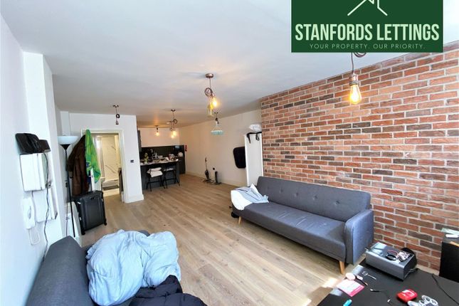 Flat 2, 15F, Stone Street, Brighton photo 2
