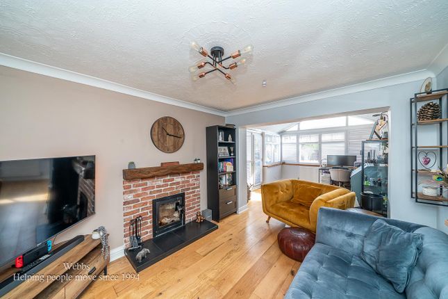 37, Chase Road, Burntwood photo 2