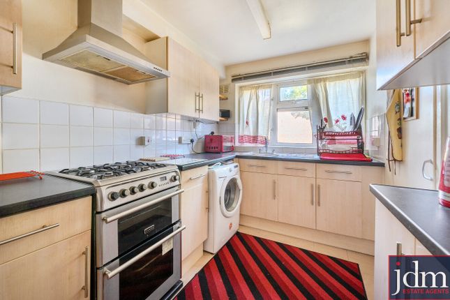 2, Hackington Crescent, Beckenham photo 2