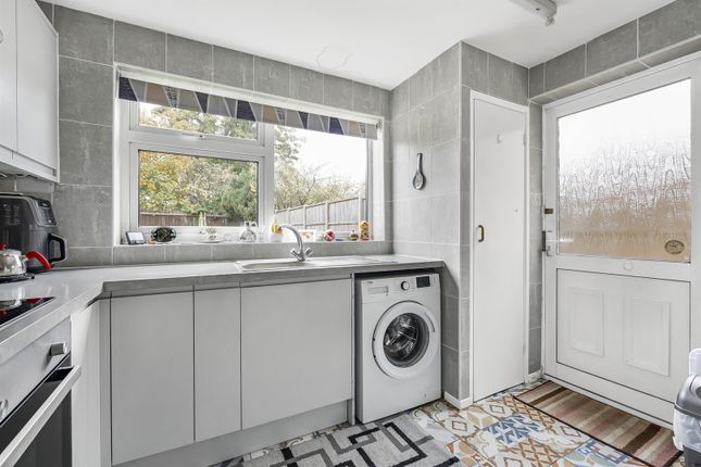 8, Becket Gardens, Welwyn photo 4