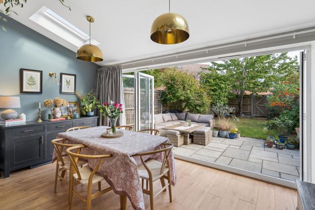 Brudenell Close, Amersham photo 3