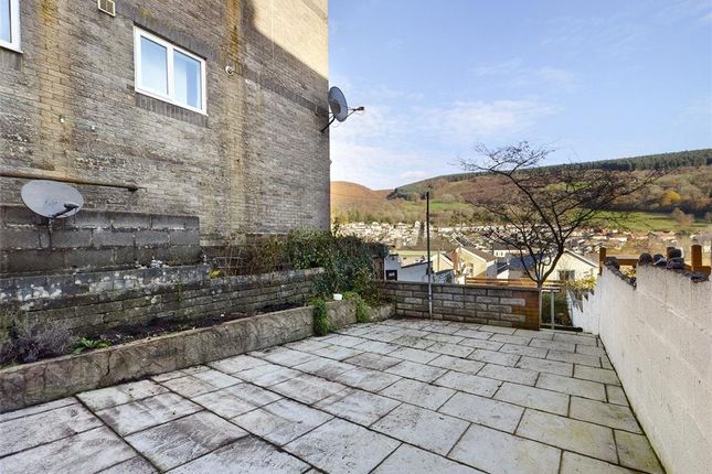 43, Rhondda Cynon Taf photo 2