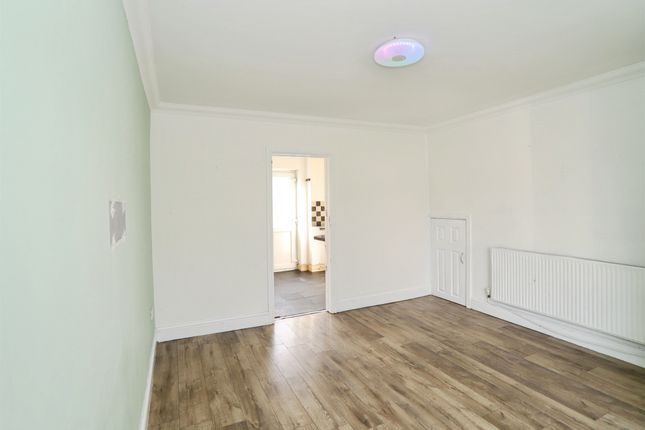 2, Heol Seward, Pontypridd photo 2