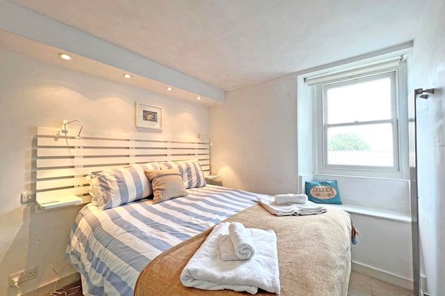 Flat for sale in Carncrows Street - Old Town, St Ives, Cornwall