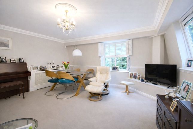 17, Shottermill Park, Haslemere photo 3
