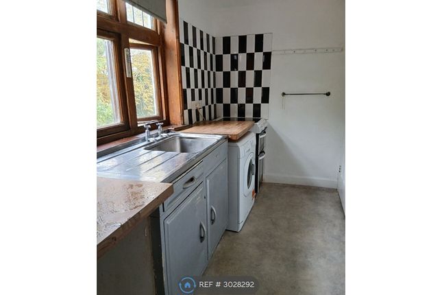 Flat, Maidenhead photo 4