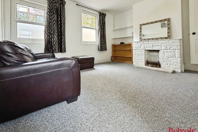 St Pauls Lane, Cheltenham photo 5