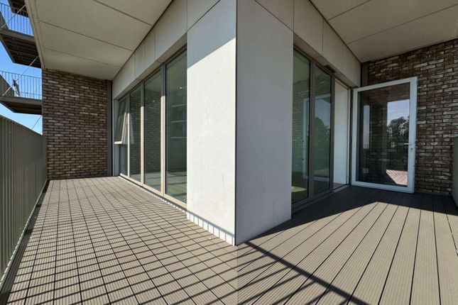 Flat 27, Affinity House, Wembley photo 4