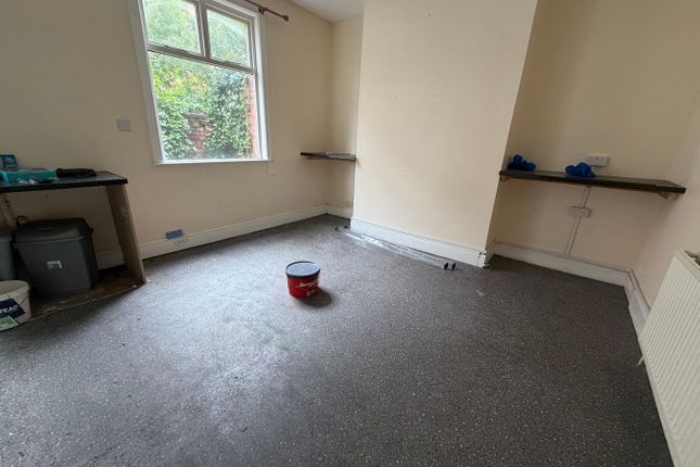 5, Cliff Avenue, Salford photo 3