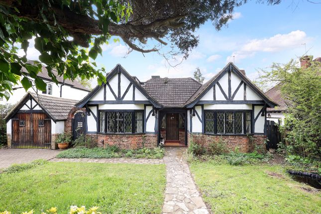 Thumbnail Detached house for sale in Lower Hill Road, Epsom