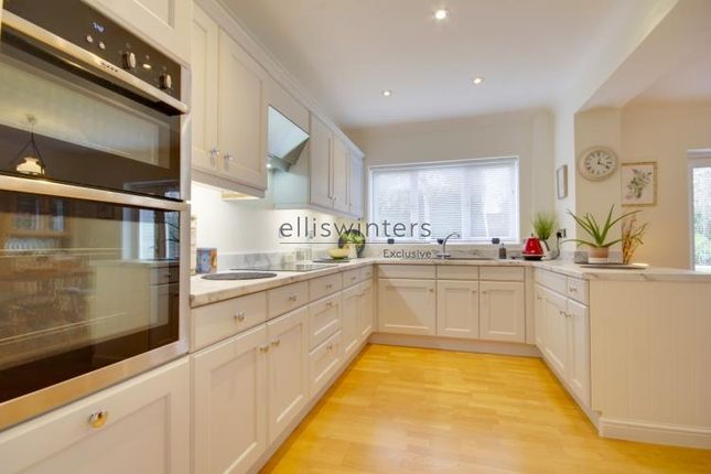 1, Laxton Grange, Bluntisham photo 3