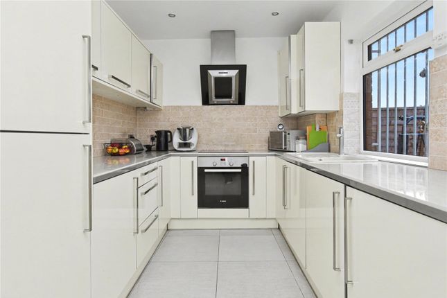 42, Miles Hill View, West Yorkshire photo 2