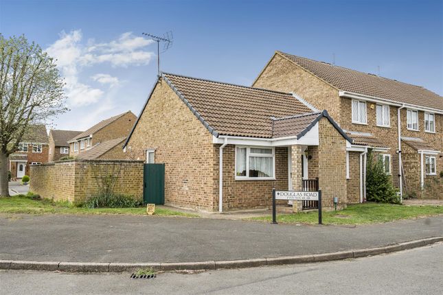 2-bed house on 70, Douglas Road, Bedford, £300,000