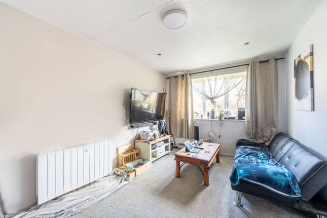 Thumbnail Flat for sale in Long Drive, Greenford