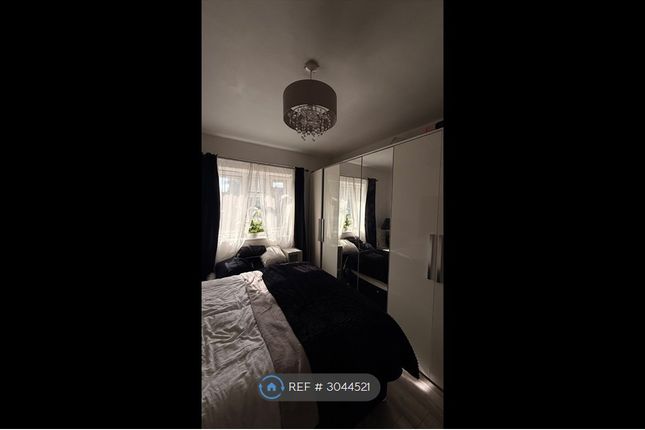 Woolridge Way, Loddiges Road, London photo 5