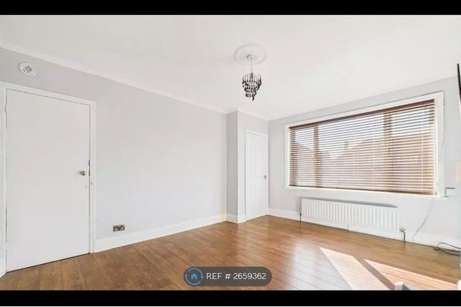 Winrose Avenue, Leeds photo 3