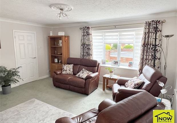 5, Denbigh Court, Collingham photo 3