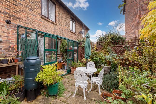 Town house for sale in Adam Court, Henley-On-Thames
