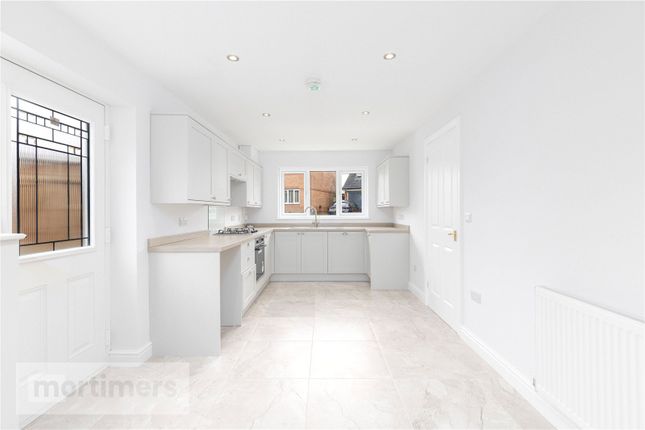 2, Spinning Avenue, Blackburn photo 2