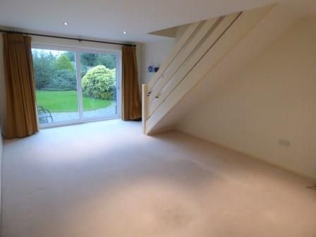 19, Hembury Close, Gloucester photo 3