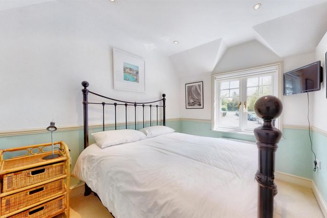 Forge Cottage, 132, Westfield Road, Surrey photo 4