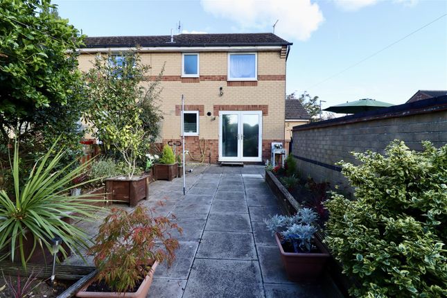 54, Blackburn Avenue, Brough photo 4
