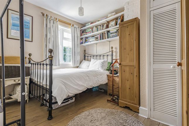 5 Hill View, Plough Hill, Sevenoaks photo 4