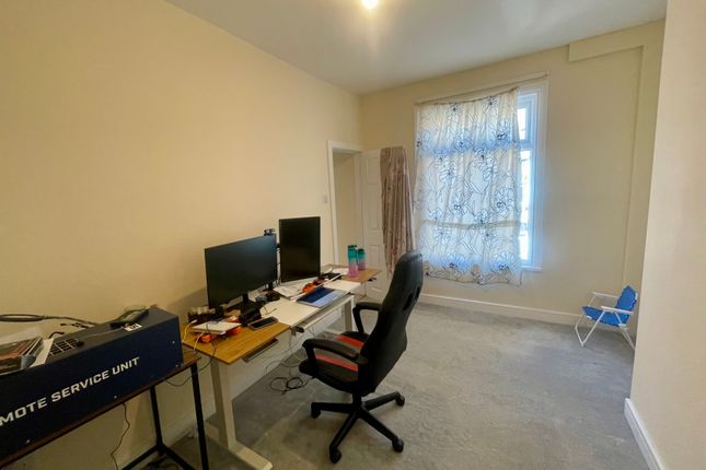 6, Mayfield Avenue, Mayfield Street, HULL photo 5