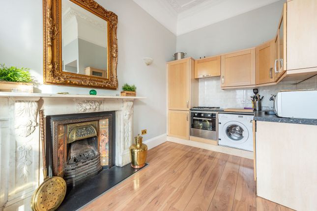 1-bed flat on St Stephens Gardens, Notting Hill Gate, £3,200/mo