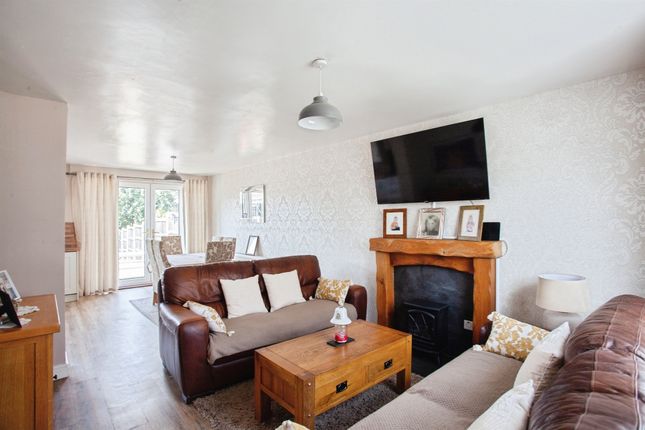 3, Malin Road, Rotherham photo 4