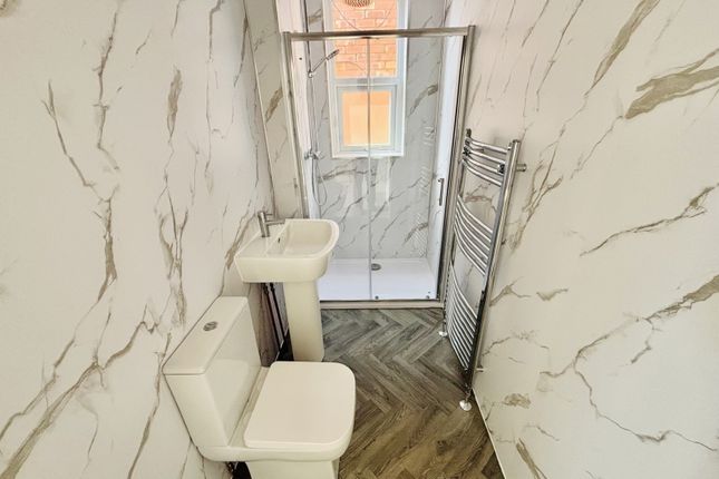 27, Victoria Street, East Yorkshire photo 4