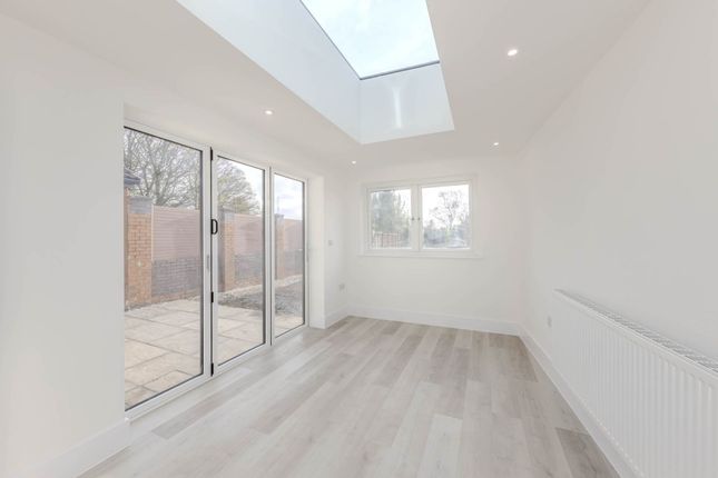 70 Long Lane, Stoke-On-Trent photo 4