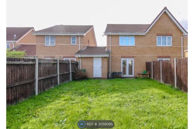 Wrenbury Drive, Bilston photo 2