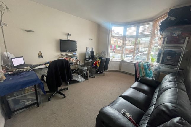 Thumbnail Flat to rent in Hindes Road, Harrow, Middlesex