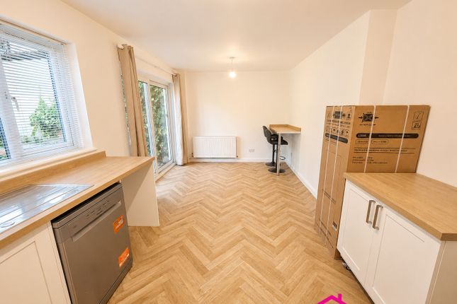 6, Woodcote Avenue, London photo 3