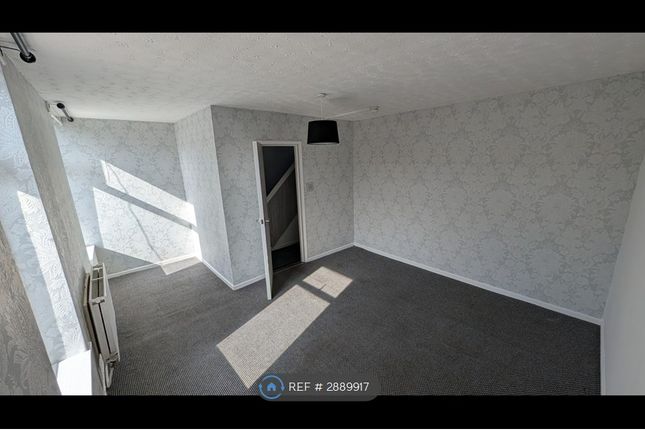 St Heliers Road, First Floor Flat, Blackpool photo 4